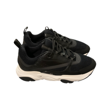 Load image into Gallery viewer, Dior B22 Black &amp; White