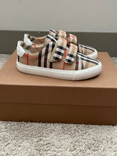 Load image into Gallery viewer, Burberry Mini Markham Check Sneaker with Velcro Straps