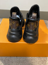Load image into Gallery viewer, LV Archlight Sneaker