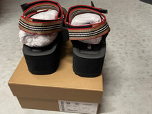 Load image into Gallery viewer, Burberry Patterson Platform Sandals