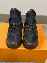 Load image into Gallery viewer, LV Archlight Sneaker