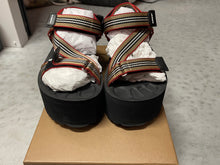 Load image into Gallery viewer, Burberry Patterson Platform Sandals