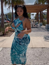 Load image into Gallery viewer, Loophole Midi Dress